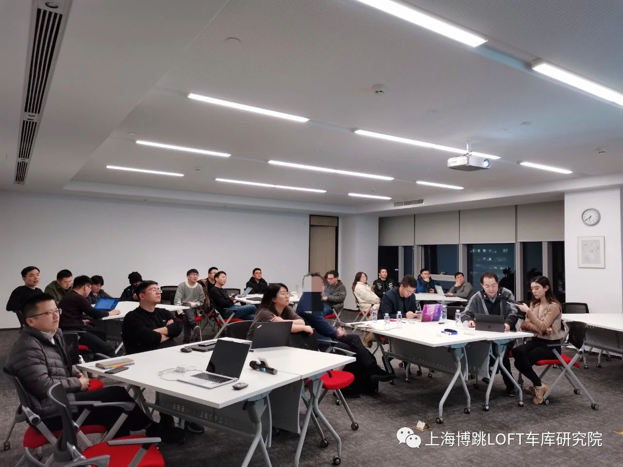 黑河杭州LOFT车库专题会